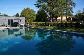 Hotels in Montaigu
